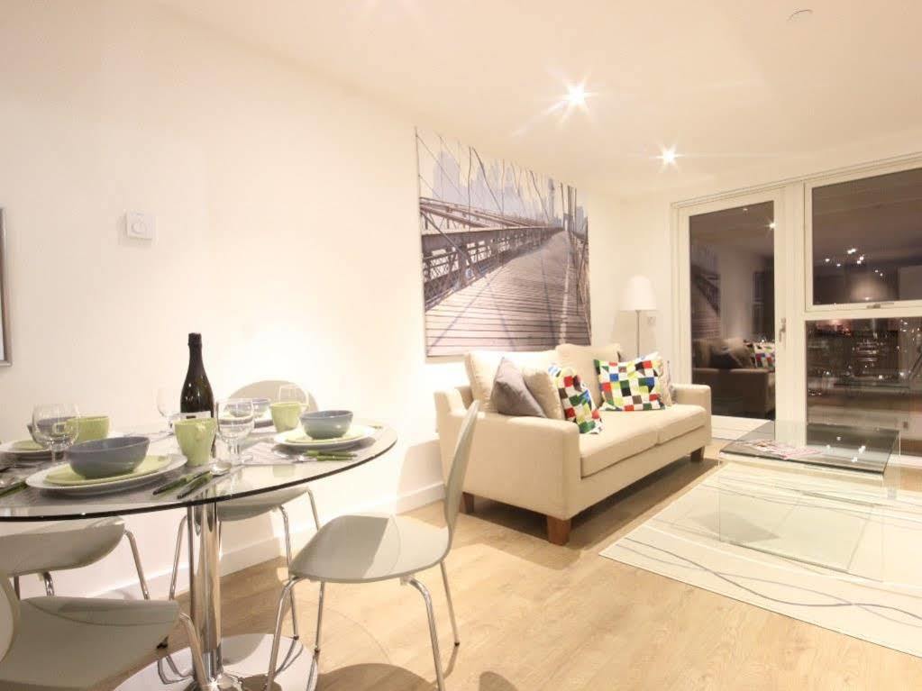 Apartment The O2 Waterfront *